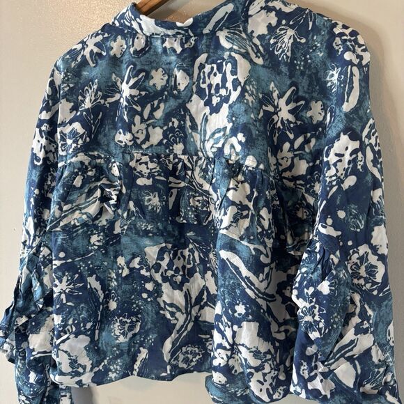 Pilcro Anthropologie Blue Floral Batik Crop Button Up Blouse Ruffles Sz Medium - Picture 10 of 11